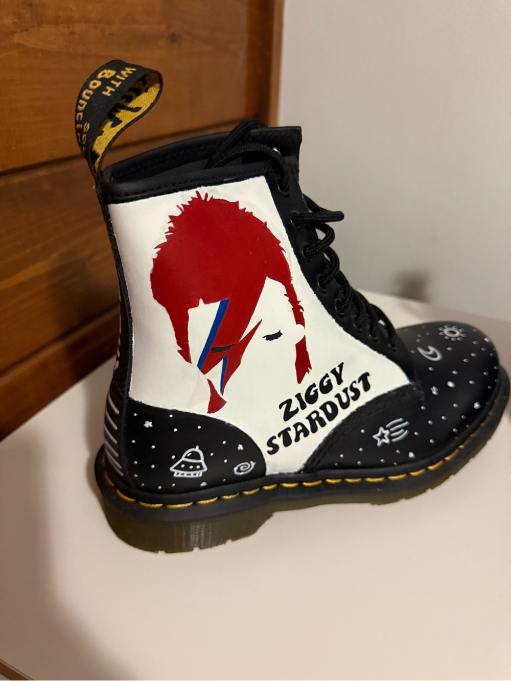 Custom Painted David Bowie Theme Dr. Martens 1460 - Picture 4 of 5